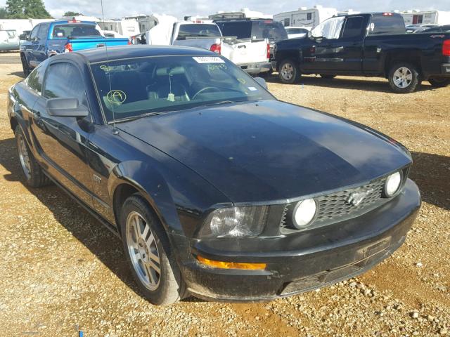 Ford Mustang GT Coup&eacute; 2006 Schwarz
